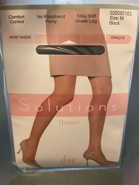 Hanes Solutions Day Sheer Pantyhose Black most sheer opaque silky soft size M
